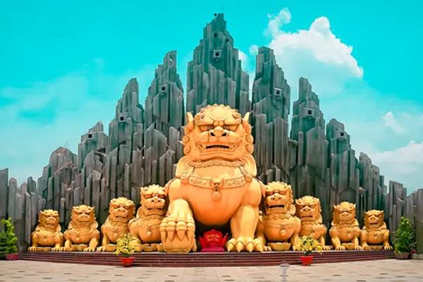 Quảng Trường Kim Lân Sơn Xuất Thế